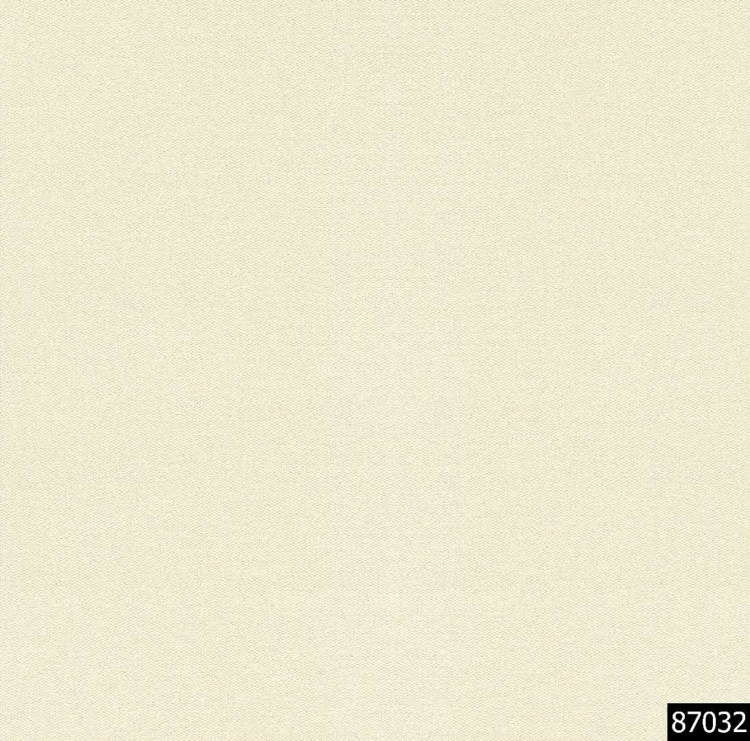 87032